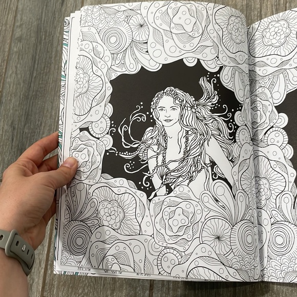 Mermaid Coloring Book - Picture 12 of 14